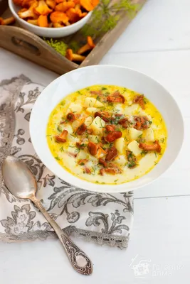 Овощной суп с лисичками - Лайфхакер