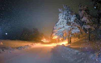 Городской пейзаж с метелью / город,сумерки,метель