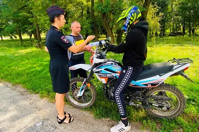 В Железногорске инспекторы ГИБДД провели беседы с мотоциклистами