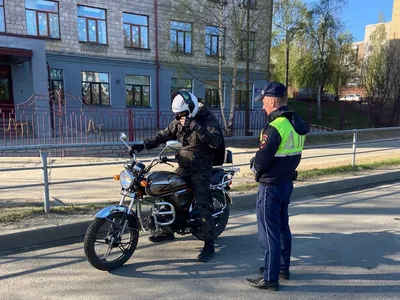 Протоиерей Сергий Лешкеич встретился с мотоциклистами Лепеля на открытии  мотосезона — Витебская епархия