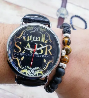Sabr..🤎 ⠀ Всеми полюбившиеся платья с арабской надписью, в переводе что  означает «терпение» 🤎 ⠀ ✨Цена -1000₽ ✨Опт -900₽ от 10 шт. ✨Размер -… |  Instagram