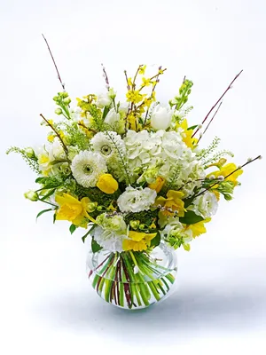 Золотой цветок с бесплатной доставкой по Москве, цена 3850 руб. ❁  ArenaFlowers