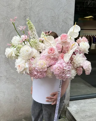 Нежный букет цветов | Цветочные композиции, Букет, Флористы