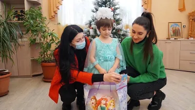 В Белгородской области поздравили с Новым годом ребят из детских домов и  реабилитационных центров* — 