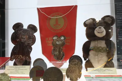 Олимпийские артефакты: мишки, машинки и кувшины-великаны из Средней Азии -  , Sputnik Узбекистан