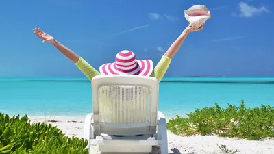 Куда поехать на море в апреле 2024 года: Топ-10 стран для недорогого  пляжного отдыха за границей
