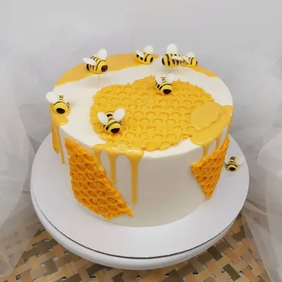 Торт с пчелками №128412 заказать с доставкой