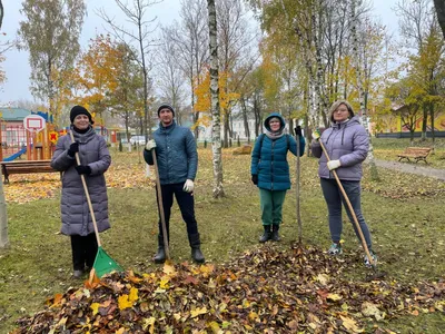 С приходом осени появилось желание закутаться в плед и заварить горячий  чай. Смотрим из окна, как дети спешат в школу, и считаем часы до… |  Instagram