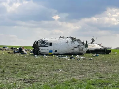 Дом с самолетом - Рады приветствовать Вас в Доме с самолетом. ⠀ Это  уникальное место, которое не оставит равнодушным ни взрослого, ни ребенка.  Наши экспонаты хранят в себе много тайн и секретов,