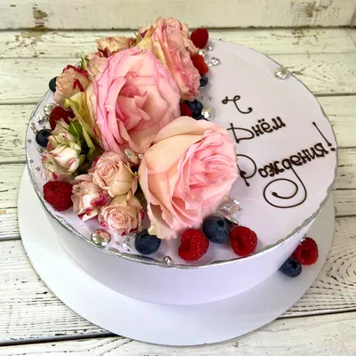 Купить Торт «Тюльпаны» из каталога тортов на день рождения самого  изысканного вкуса и красоты, либо заказать в кондитерской Сладкая Жизнь  