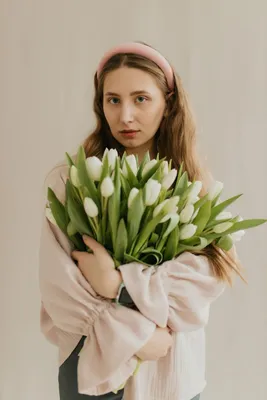 Фотосессия с тюльпанами | Фотосессия, Весенние фотографии, Тюльпаны