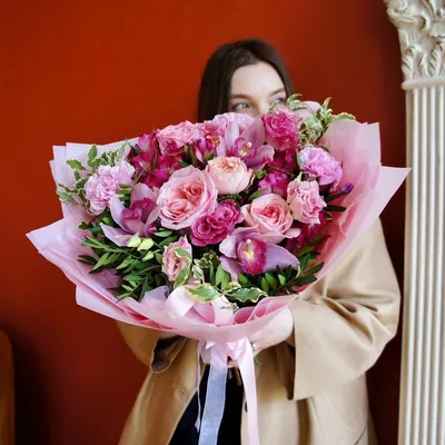 Купить Модный букет цветов для девушки с доставкой по Томску: цена, фото,  отзывы.