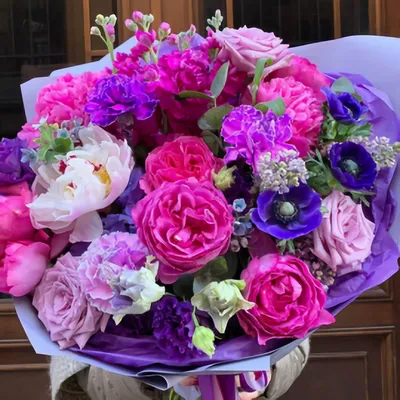 Букет подруге на день рождение из экзотических цветов и роз - заказать и  купить за 10 250 ₽ с доставкой в Москве - партнер «ЦВЕТОЧКИ»