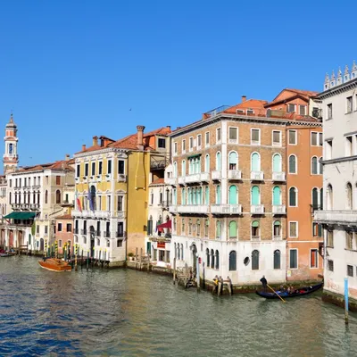 Вид на Венецией Италией Европой. Венеция сверху с трутнем. Вид с воздуха на  красивый город Венеция Италии. Удивительные Венеция Стоковое Фото -  изображение насчитывающей грандиозно, марко: 169938008