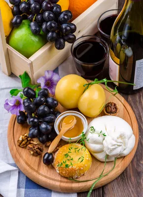 Бесплатные Вино и фрукты стоковые фотографии | FreeImages