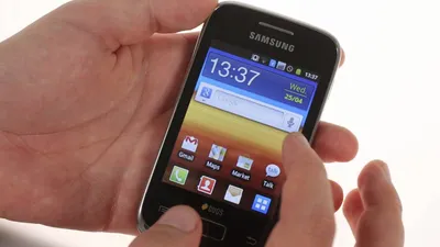 Samsung Galaxy Y Duos S6102 unboxing - YouTube