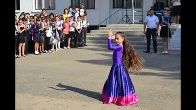 Индианка попала в Книгу рекордов Гиннесса, отрастив самые длинные волосы в  мире | Радио 1