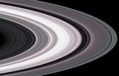 Кольца Сатурна оказались современниками динозавров