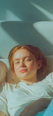 Скачать Sadie Sink Wallpapers APK для Android