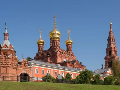 Организованная экскурсия в Сергиев Посад с местным гидом.