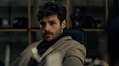 эбру на X: "Cihangir Tepeliye düşme vakti..🔥🥰 #Halka #SerkanÇayoğlu #CihangirTepeli /H7NKpfjJVN" / X