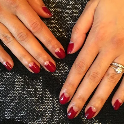 Want your shellac manicure last even longer? You should try this!