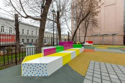 На севере Москвы благоустроили школьный двор :: Новости :: ТВ Центр