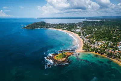Самые красивые и спокойные пляжи Шри Ланки: где сёрфить, нырять с  аквалангом, отдыхать с детьми — Яндекс Путешествия