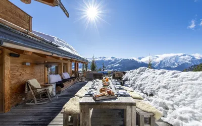 Peak Luxury: An Architectural Guide to Ski Chalets - Christie's  International Real Estate