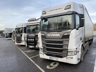 Шведский перевозчик: новый 13-литровый Scania 560 S отличается невероятно  низким расходом топлива – 