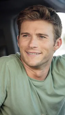 Daily Scott Eastwood — Обои для экрана блокировки iPhone 6s Plus по запросу...