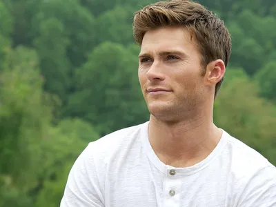 Daily Scott Eastwood — Обои для экрана блокировки iPhone 6s Plus по запросу...