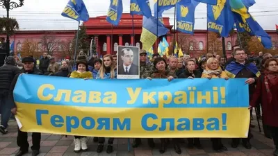 Флаг «Козак-Воин. Слава Украине! Героям Слава!» купить в Киеве и Украине -  цена, фото в интернет-магазине 