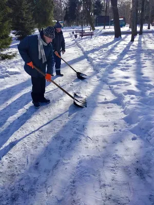 Уборка снега (20 фото + 3 видео) » Невседома - жизнь полна развлечений,  Прикольные картинки, Видео, Юмор, Фотографии, Фото, Эротика.  Развлекательный ресурс. Развлечение на каждый день