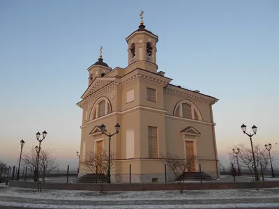 Храм Живоначальной Троицы на Воробьёвых горах -