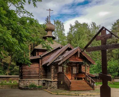 Храм Смоленской иконы Божией Матери в Пулкове - сайт "Глобус  Санкт-Петербургской митрополии"