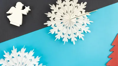 Необычные снежинки из бумаги » Модели из бумаги, скачать бесплатные шаблоны  для бумаги