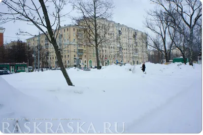 Снежная весна в Москве. Фотографии снежного марта в Москве. Март 2013 года  Москва. Весенняя заснеженная улица. Фото весеннего города. Архитектура  Москвы.