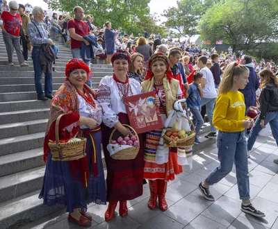 Сорочинская ярмарка во Владивостоке