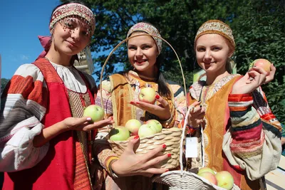 Яблучний Спас – час здійснення мрій - Уманський НУС