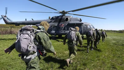 ВДВ. Статуэтки. Военные. Спецназ. Чугун литьё. Ручная работа купить в  интернет-магазине Ярмарка Мастеров по цене 7000 ₽ – RWRYQRU | Статуэтки,  Москва - доставка по России