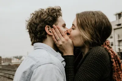 20 самых страстных поцелуев в кино