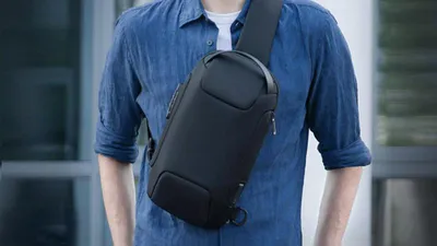 Как носить поясную сумку на поясе и через плечо?