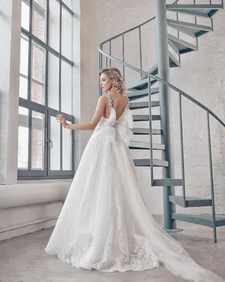 Свадебные платья 2023: основные тренды | Vestidos de novia, Vestidos de  novia princesa, Vestidos de boda