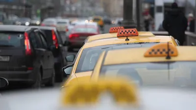 Доступ к "Яндекс.Такси" и Uber восстановили - РИА Новости, 