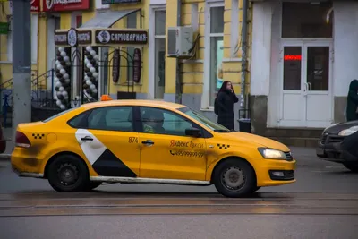 В Вене люди в авто из Украины избили местных таксистов, видео