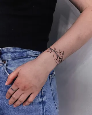 ТАТУ НА РУКЕ ДЛЯ ДЕВУШЕК - KOT Tattoo Studio