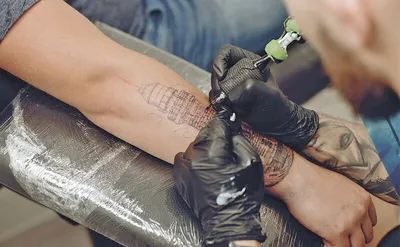 Татуировки, которые закрывают шрамы и другие дефекты на теле — тату салон в  Киеве «TST»