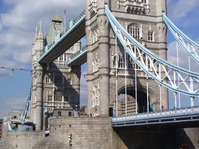 Tower Bridge (Тауэрский мост) в Лондоне