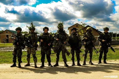 ФСБ задержала в Красноярском крае двух вербовщиков террористов — РБК